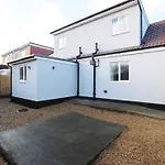 Gloucester Rd By N And N Stays, Recently Refurbed 6 Bed Ensuite House By N And N Ltd, Perfect For Contractors And Corporate Stays, Close To Ytl Arena Site, Pvt Parking For Vans And And Work Vehicles, Wifi 브리스틀